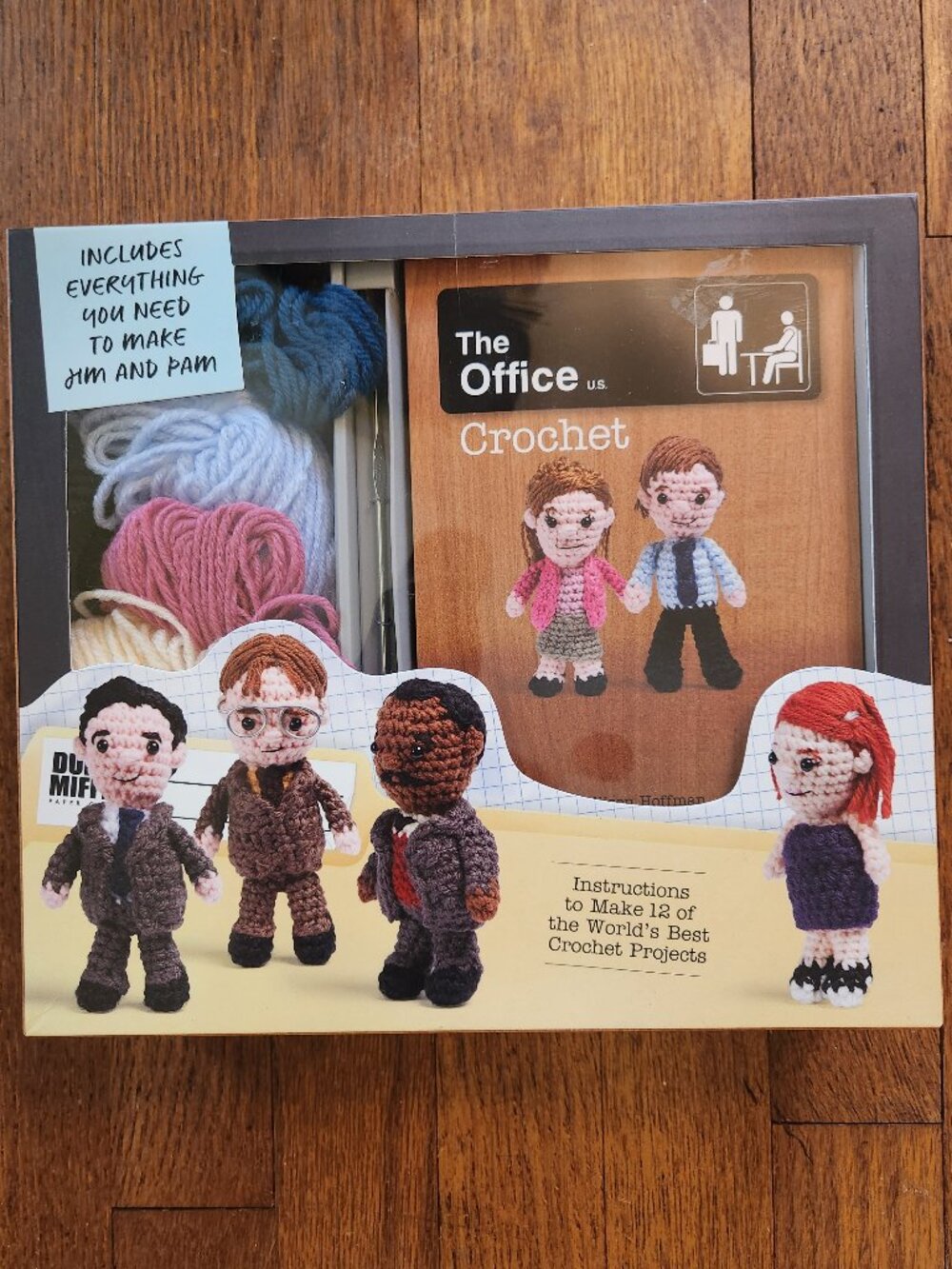 THE OFFICE Crochet Book And Kit 2021, Trade Paperback Kit New Sealed Jim Pam T1